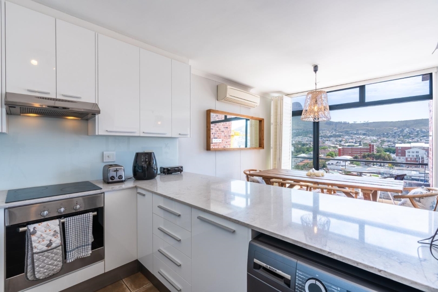 2 Bedroom Property for Sale in Gardens Western Cape